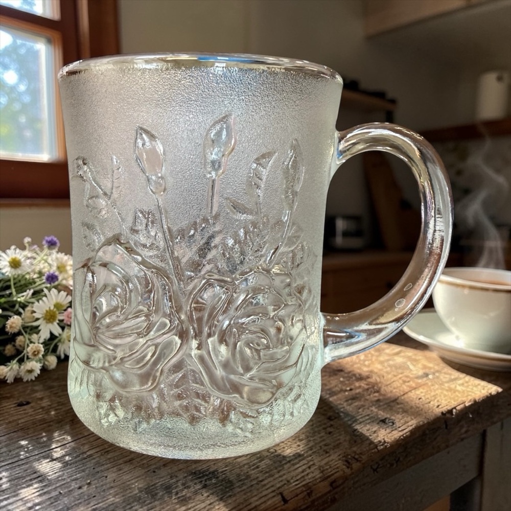 Vintage Pasari Livia Frosted Rose Glass Mugs - Set of 6 - Excellent Condition